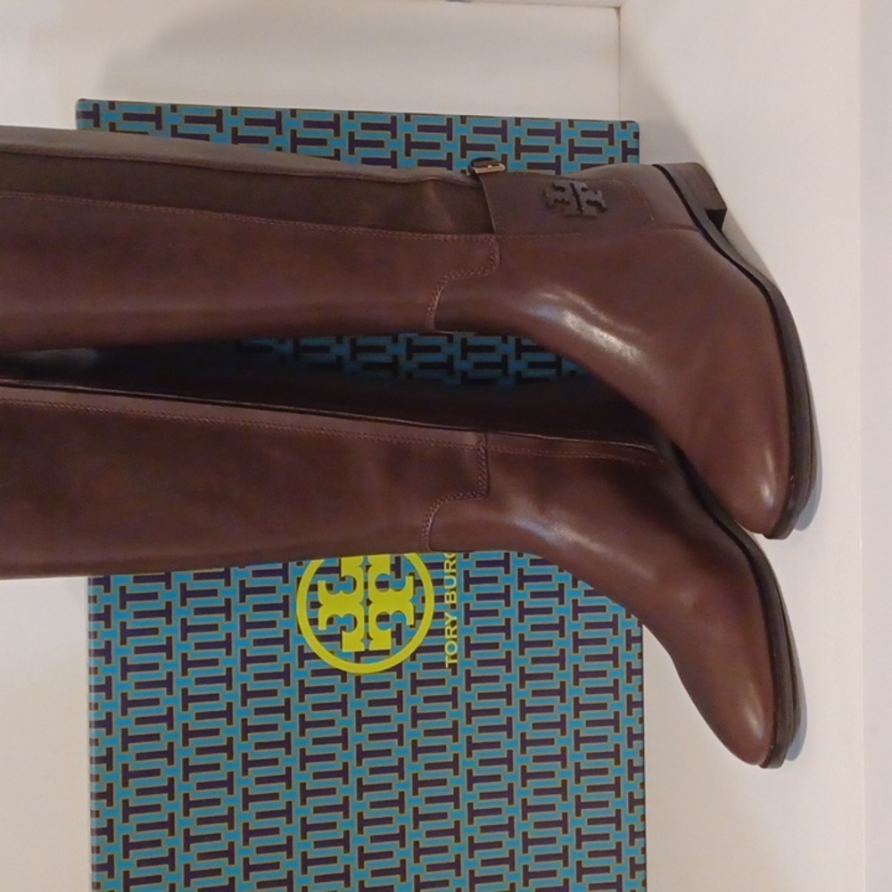 TORY BURCH Brown Leather Logo Riding Boots Knee High Stretch Calf Insert